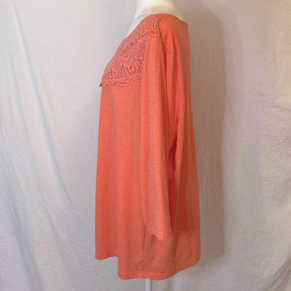 LIKE NEW!!!  ST. JOHN’S BAY 3/4 Sleeve Lace Adorned Knit Top!  Sz 2X - Picture 3 of 9